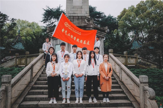 緬懷先烈 (2).jpg