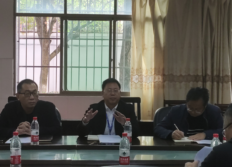 衡陽(yáng)技師學(xué)院東校區(qū)老舊小區(qū)改造推進(jìn)會(huì)