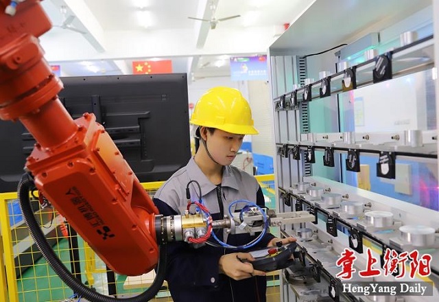 了不起！衡陽這群“00后”，助力嫦娥五號探月工程