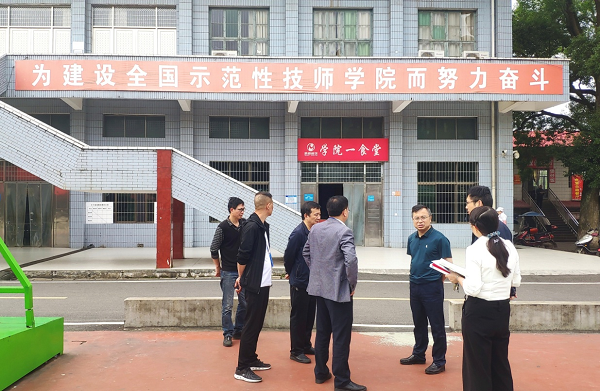 深入一線監(jiān)督檢查，守住食品安全防線