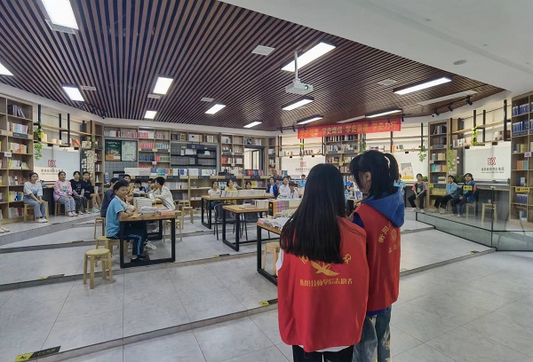 幫孩子們點(diǎn)燃心中的“藝術(shù)火花”——衡陽(yáng)技師學(xué)院落實(shí)“百千萬‘藝術(shù)童伴’--留守兒童關(guān)愛工程”