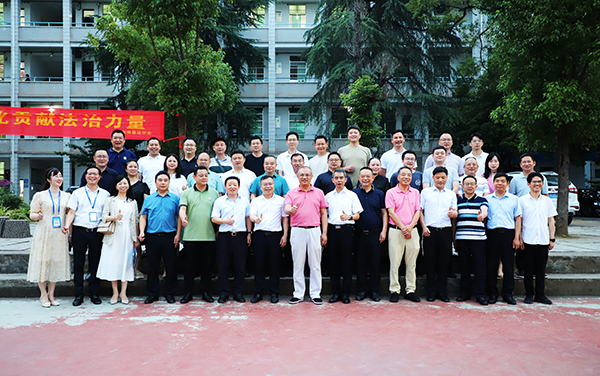 湘潭大學加快“雙一流”建設促進高質量發展座談會在衡陽技師學院舉行