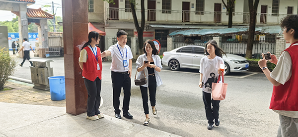 職業(yè)教育活動周丨衡陽技師學院召開“家校共攜手 一起向未來” 主題家長會