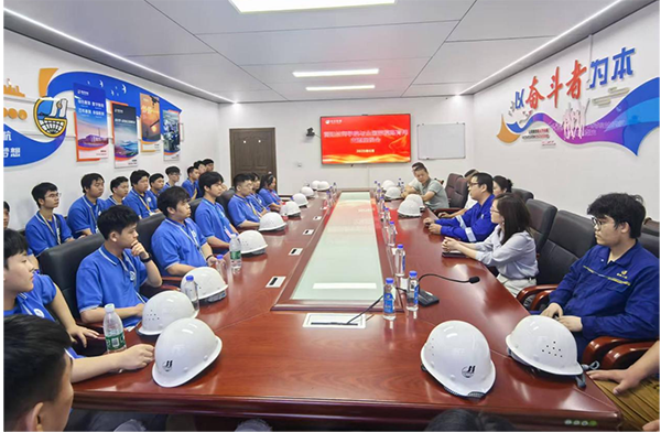 學院師生赴衡鋼集團開展勞模精神學習交流活動