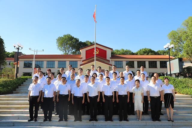 衡陽技師學院舉辦學習貫徹習近平總書記“七一”重要講話精神專題讀書班