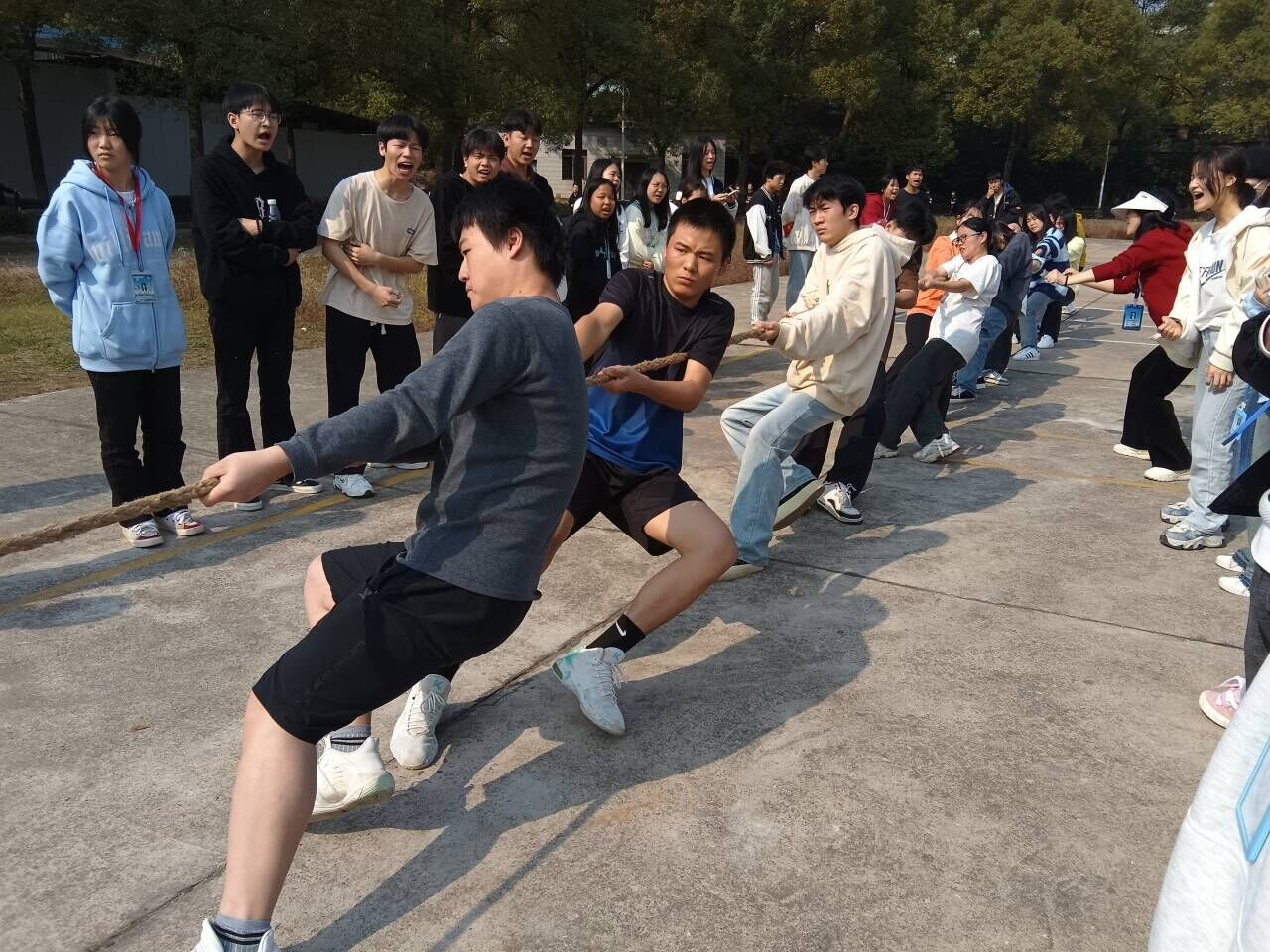 現代物流學院第四屆拔河比賽圓滿落幕