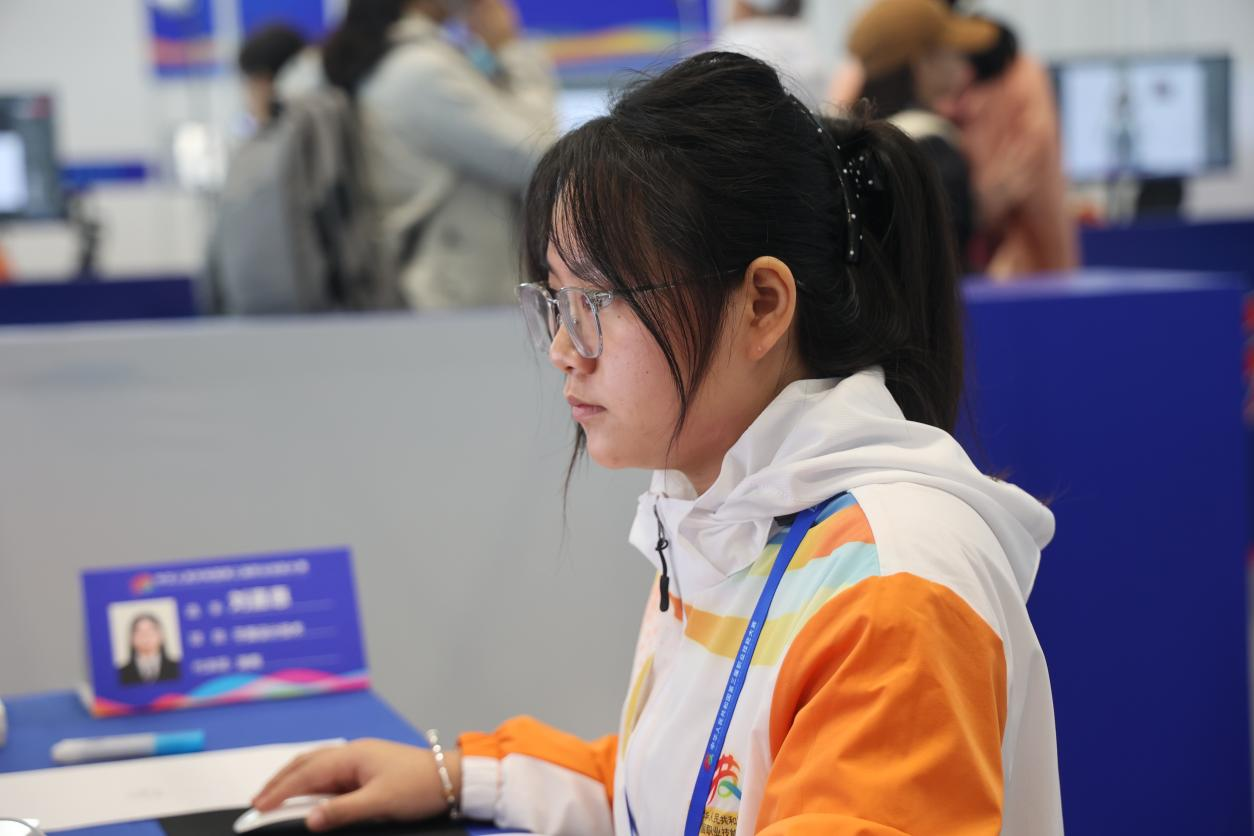 衡陽(yáng)技師學(xué)院信息工程學(xué)院學(xué)子代表湖南出征國(guó)賽